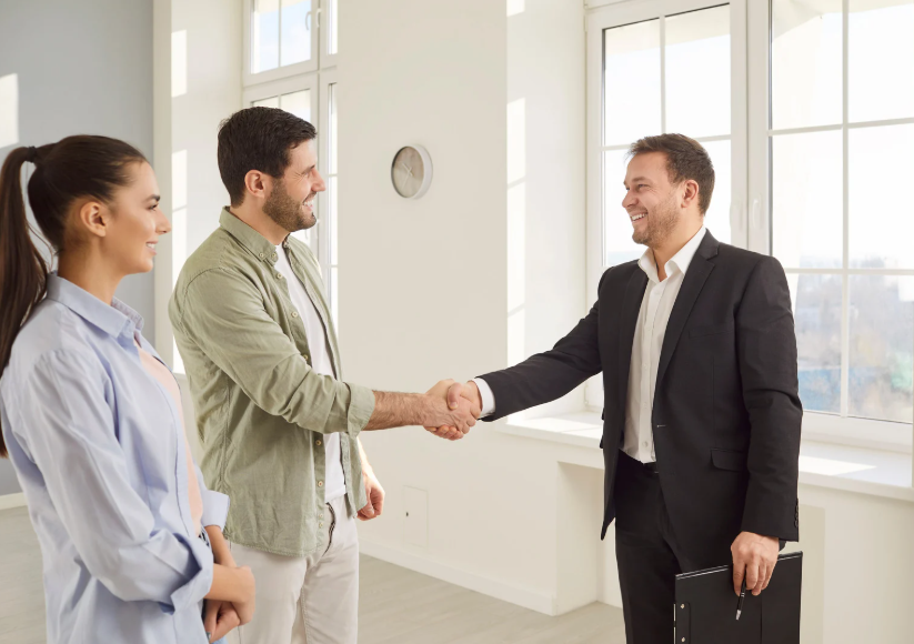 commercial-icon-buyers-and-how-to-attract-them